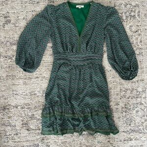 Max Studio Green Geometric Long Sleeve Dress